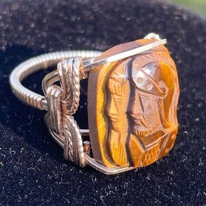 Tigers eye intaglio double cameo vintage ring. Unmarked gold filled wire wrapped